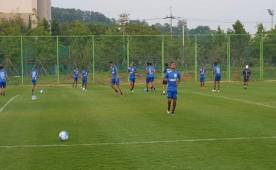 Los jugadores realizaron hoy su primer entrenamiento en Corea del Sur.