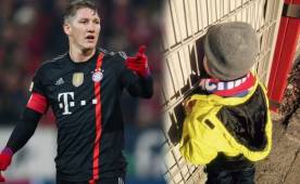 Schweinsteiger le mandó a decir al niño de 5 años que si se baña le mandará una especial y cariñosa sorpresa