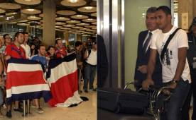 Keylor Navas fue recibido por eufóricos aficionados ticos en el aeropuerto Barajas. (Foto: EFE)