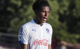 Carlo Costly tuvo una discreta actuación con Olimpia en su debut en la Copa Presidente. FOTO: DIEZ