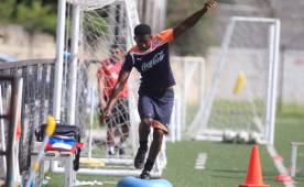 Palacios inició su etapa de recuperación en Olimpia y adelanta que viajará Inglaterra para seguir con la parte fuerte del tratamiento. Foto Juan Salgado