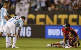 Messi permitió que este chico se acercara él y lo pudiera abrazar.