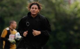 Kevin Hernández cumplió el castigo y ya puede trabajar con el Real España.