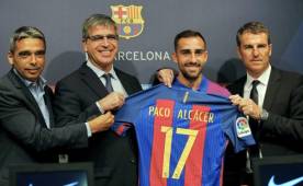 Paco Alcácer fue presentado como nuevo futbolista de los Blaugranas.