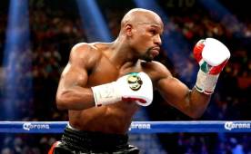 Con 38 años de edad, Floyd decidió poner punto y final a su carrera como boxeador.