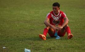 César Zelaya tiene 30 años de edad y piensa en el retiro del fútbol.