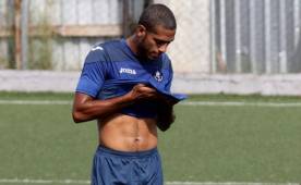 Eddie Hernández trabaja ahora bajo las órdenes de Reynaldo Clavasquín en ls reservas de Motagua. FOTO: Ronal Aceituno