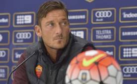 Francesco Totti brindó conferencia de prensa previo a duelo ante Real Madrid.