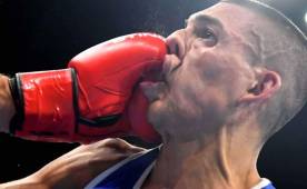 Teófimo López perdió contra el francés Sofiane Oumih. Foto: Yuri Cortez de AFP