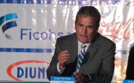 Jorge Luis Pinto Afanador se mostró muy contento en su presentación con la selección de Honduras.