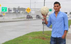 En Houston radica Fayron Barahona, un exmediocampista que militó en la Liga Nacional de Honduras. Fotos Josué Banegas.
