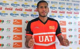 Eddie le marcó gol al Monterrey y al Deportivo Tepic y quiere celebrar este sábado ante el Necaxa de Roger Rojas. Foto @fccorrecaminos