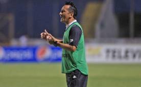 El técnico ceibeño criticó fuertemente a Nery Medina por su expulsión.