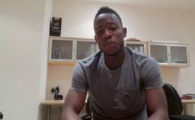 Vía Skype y en la madrugada de Inglaterra, Myanor Figueroa intenta aclarar todo lo que se ha dicho sobre él.