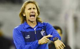 Ricardo Gareca tiene esperando a la federación de Costa Rica.