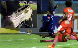 Reinieri Mayorquín recibió una dura entrada en el área y el árbitro no pitó nada en el juego que Motagua empató 1-1 con Vida. Foto DIEZ