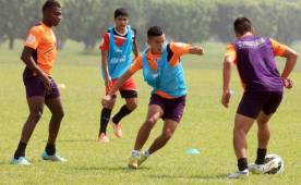 Herediano canceló su gira por Honduras y se cayó así el amistoso que tenía pactado con Olimpia. Los albos andan buscando otras opciones. Foto Ronald Aceituno