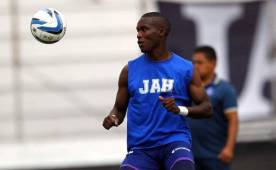 Castillo es el goleador del torneo con 18 goles a falta de dos partidos.