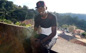 A sus 20 años, Alberth Elis se marcha a México para jugar con el Monterrey. El atacante es considerado la 'nueva joya' del fútbol catracho. Foto DIEZ