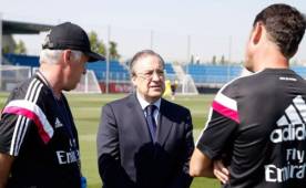 El presidente de Real Madrid, Florentino Pérez, habló con el plantel previo a entrenamiento. (Agencia/ARCHIVO)