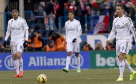 Real Madrid perdió 0-4 ante el Atlético de Madrid en el estadio Vicente Calderón.
