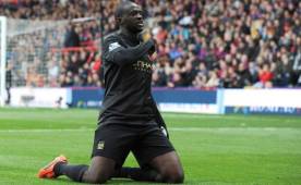 Yaya Touré podría dejar el Manchester City al final de la temporada, su representante asegura que tiene 'varias ofertas'. Foto AFP