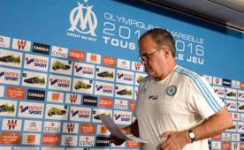 Bielsa renunció al cargo de entrenador en el Marsella de Francia.
