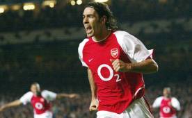 Robert Pires jugó sus mejores años en el Arsenal de Inglaterra.