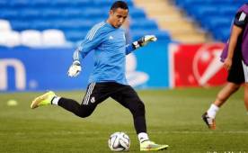 Keylor Navas trabaja confiando en la palabra de la dirigencia del Real Madrid, pero la llegada de De Gea le obligaría a salir del equipo. Foto @realmadrid