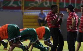 Carlos Pavón destacó la actitud de sus muchachos en el triunfo sobre Olimpia.