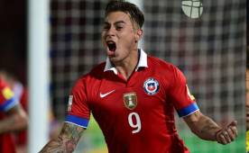 Eduardo Vargas anotó el primer gol del partido.