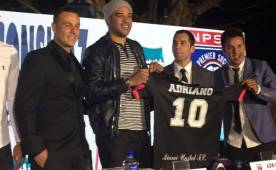 Adriano fue presentado por el Miami United y se refirió a la llegada de Rambo de León. Foto miamiunitedsoccer.com