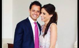 Lucía Villalón viajó a Inglaterra para estar en el Manchester United-Totenham, pero se quedó con las ganas de ver al Chicharito quien se quedó en la banca.