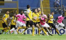 Olimpia y Real España animan el inicio del torneo Clausura, ambos juegan entre sí en la primera jornada.
