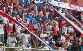 La directiva del Olimpia espera ver un estadio lleno el martes ante Portland, por ello han brindado la entrada gratis para el sector de sol. Foto DIEZ