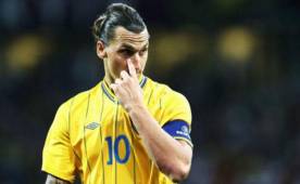 Zlatan Ibrahimovic está concentrado con Suecia previo a reinicio de eliminatoria rumbo a la Euro 2016.