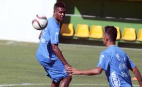 Bryan Beckeles pide unidad para superar el mal momento y conseguir el triunfo ante El Salvador en eliminatorias. Foto Juan Salgado
