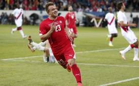 Xherdan Shaqiri, albanés nacido en Kosovo en los años de la crisis de los Balcanes, huyó con su familia a Suiza durante la guerra. Hoy es titular en la selección helvética tras pasar por clubes como Bayern e Inter de Milán.