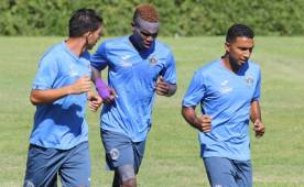 El delantero Rubilio Castillo fue expulsado frente al Vida por un codazo al defensa Michael Osorio. El sábado regresa a la acción. Foto Ronald Aceituno