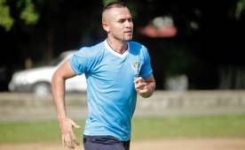 Por los momentos, el defensor ex Victoria, Real España, Hispano y Deportes Savio sigue entrenándose con su equipo, Honduras Progreso.
