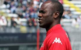 David Suazo vuelve al primer equipo, esta vez como parte de un cuerpo técnico.