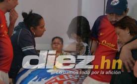 Familiares y amistades ya se encuentran dándole el último adiós al volante hondureño Arnold Peralta, asesinado cruelmente el jueves de 18 disparos.