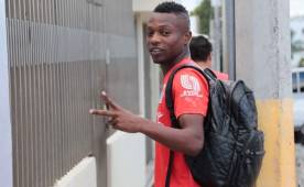 Kevin Álvarez llegó puntual al entreno del Olimpia y explicó por qué no se había presentado a la pretemporada. Foto Juan Salgado