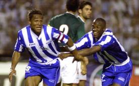 Para vencer a México, Honduras le ha sacado el máximo provecho al biotipo del jugador catracho; fuerza, velocidad y potencia. Foto DIEZ