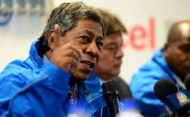 Maradiaga ha tenido que soportar hasta una huelga de jugadores en la selección de El Salvador y espera que no afecte.