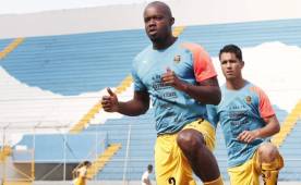 En las reservas del Platense, Osman Chávez vivió una situación similar y explica que aprendió que debía trabajar para estar listo para cuando se volviera a presentar la oportunidad.