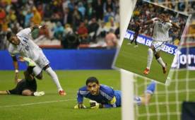 Carlo Costly fue el autor del tanto de la victoria, que dejó cabizbajo a México.