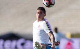 James Rodríguez dejó claro sus intenciones de seguir en el Real Madrid. Aquí entrena con su selección. Foto EFE.
