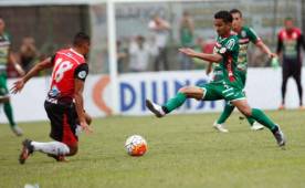 Mario Berríos sufrió un tirón en su rodilla izquierda en el juego ante Juticalpa y estaría al menos 10 días fuera. Foto Neptalí Romero