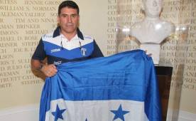 El técnico colombiano Luis Suárez enumeró las claves del triunfo de Honduras 2-1 ante México en el estadio Azteca en el 2013. Foto DIEZ